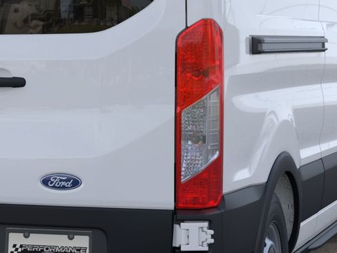 New 2026 Ford Transit 250 148 Medium Roof w/ Load Area Protection Package RWD image 42