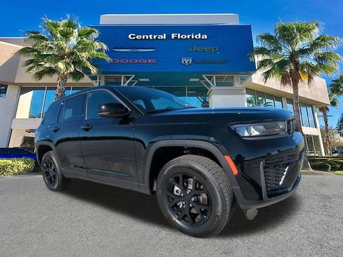 New 2026 Jeep Grand Cherokee Altitude image 2