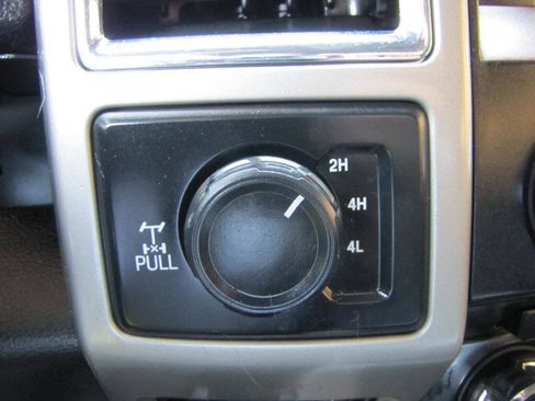 Used 2017 Ford F250 Lariat w/ Lariat Value Package AWD/4WD image 42