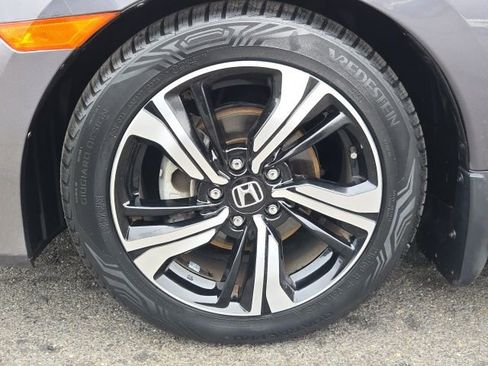 Used 2016 Honda Civic Touring image 17