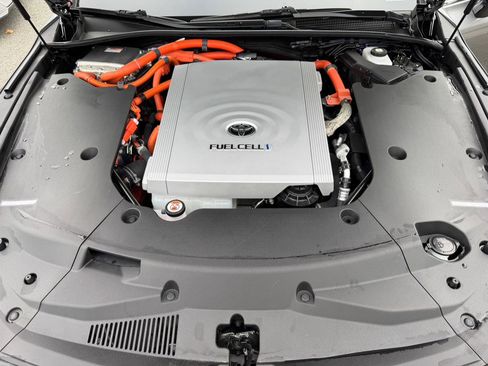 Used 2023 Toyota Mirai XLE w/ Advanced Technology Package image 45