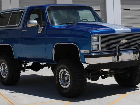 Used 1987 Chevrolet Blazer 4WD image 4