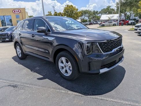 New 2026 Kia Sorento LX FWD image 7