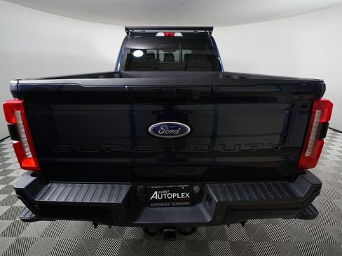 Used 2023 Ford F250 Lariat w/ Lariat Ultimate Package AWD/4WD image 9