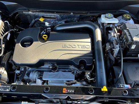 Used 2024 Chevrolet Equinox LT image 31