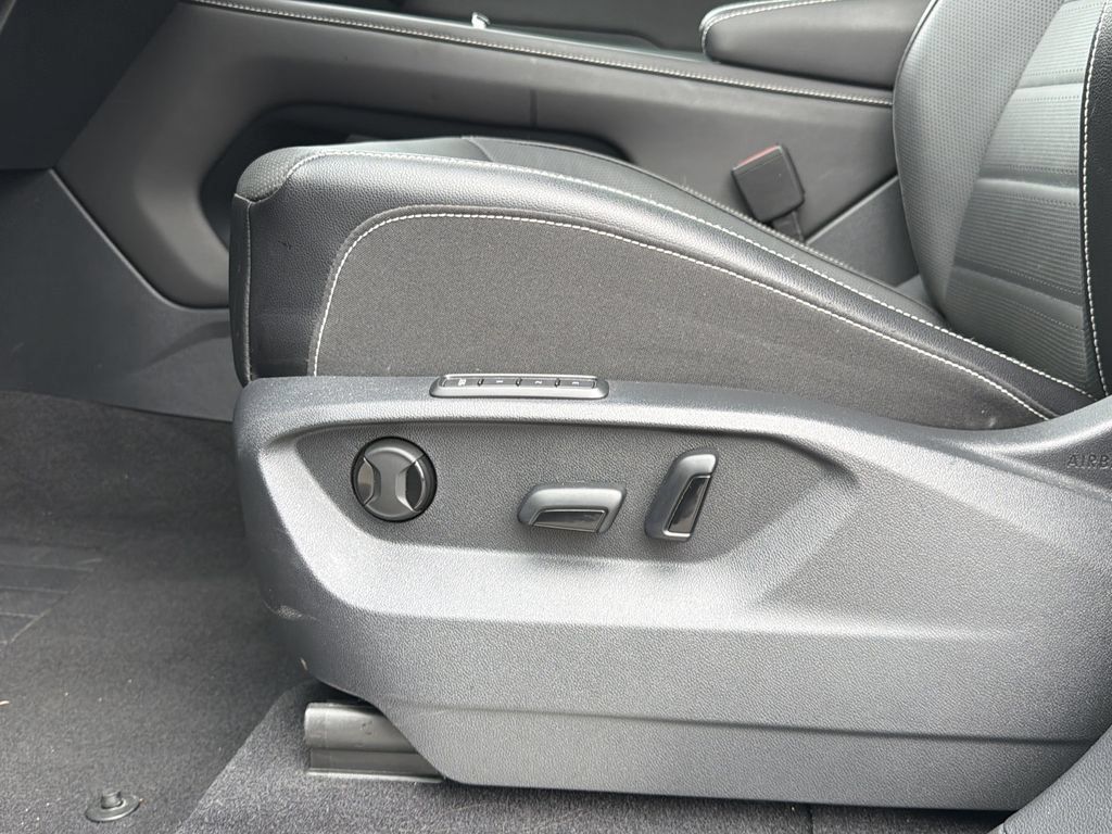 New 2025 Volkswagen Atlas SEL AWD/4WD image 23