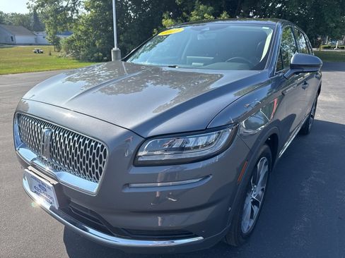 Used 2022 Lincoln Nautilus Reserve w/ Equipment Group 201A image 3