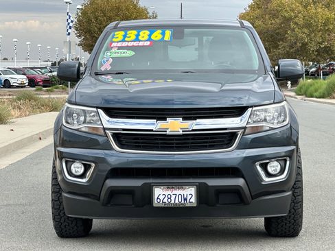 Used 2020 Chevrolet Colorado LT w/ LT Convenience Package image 9
