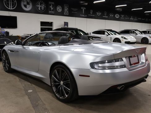 Used 2013 Aston Martin DB9 Volante image 6