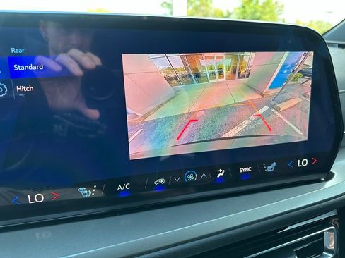 New 2026 Chevrolet Traverse LT image 27