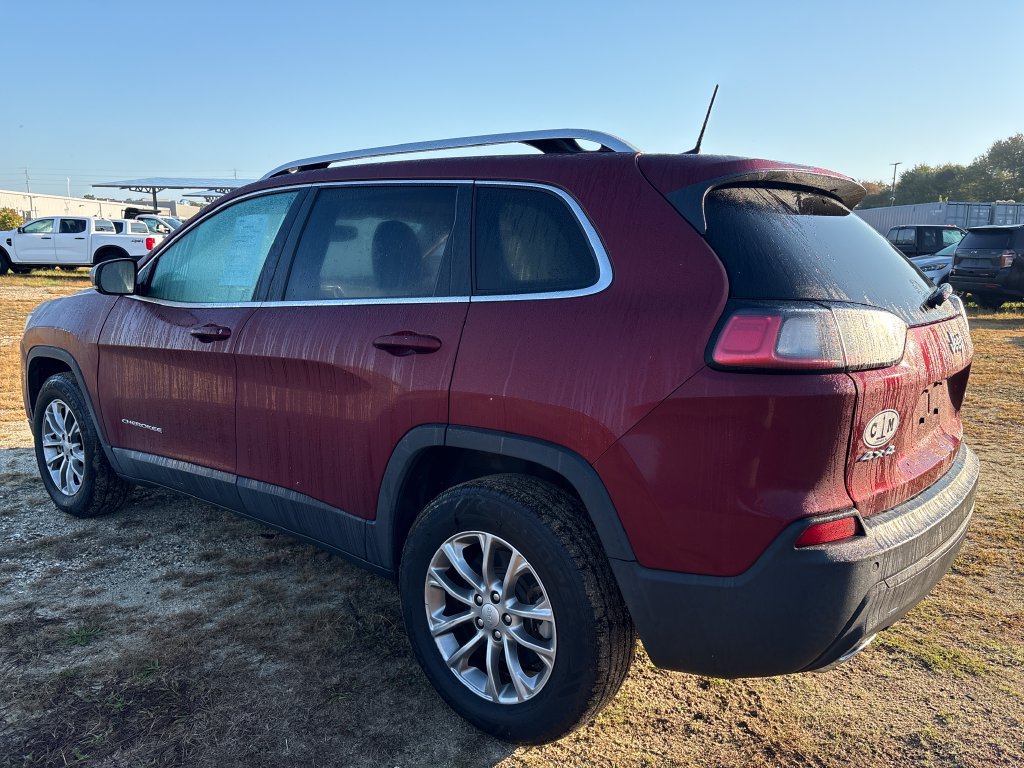 Used 2021 Jeep Cherokee Latitude Lux w/ Comfort/Convenience Group AWD/4WD image 6