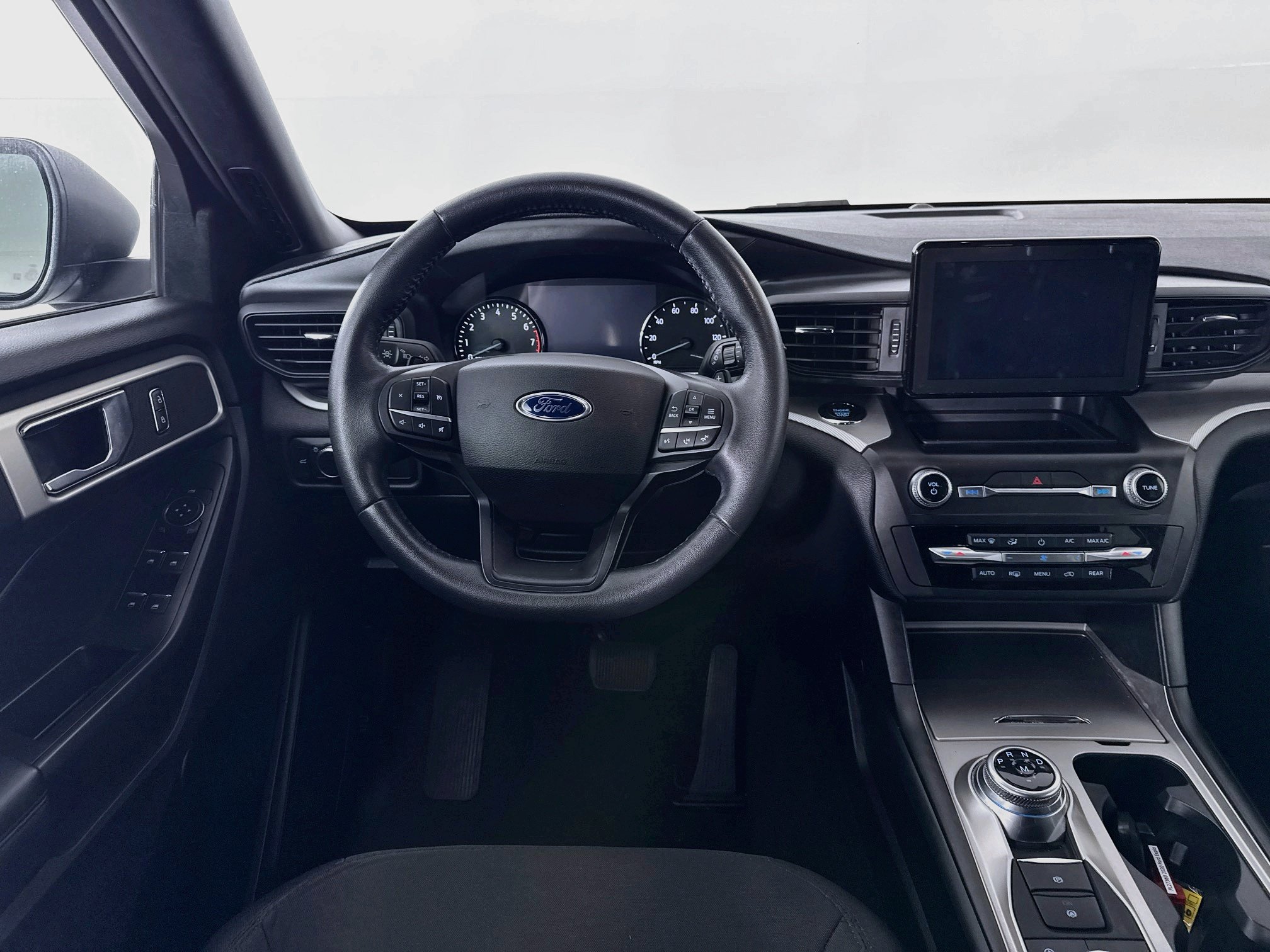 Used 2020 Ford Explorer XLT AWD/4WD image 20