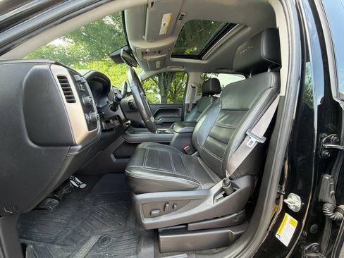 Used 2017 GMC Sierra 1500 Denali w/ Denali Ultimate Package AWD/4WD image 7