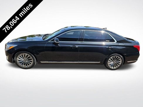 Used 2017 Genesis G90 3.3T Premium RWD image 2