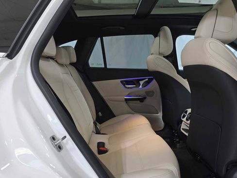 New 2026 Mercedes-Benz GLC 300 4MATIC image 12