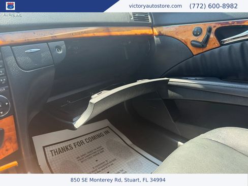 Used 2009 Mercedes-Benz E 320 BlueTEC Sedan image 23