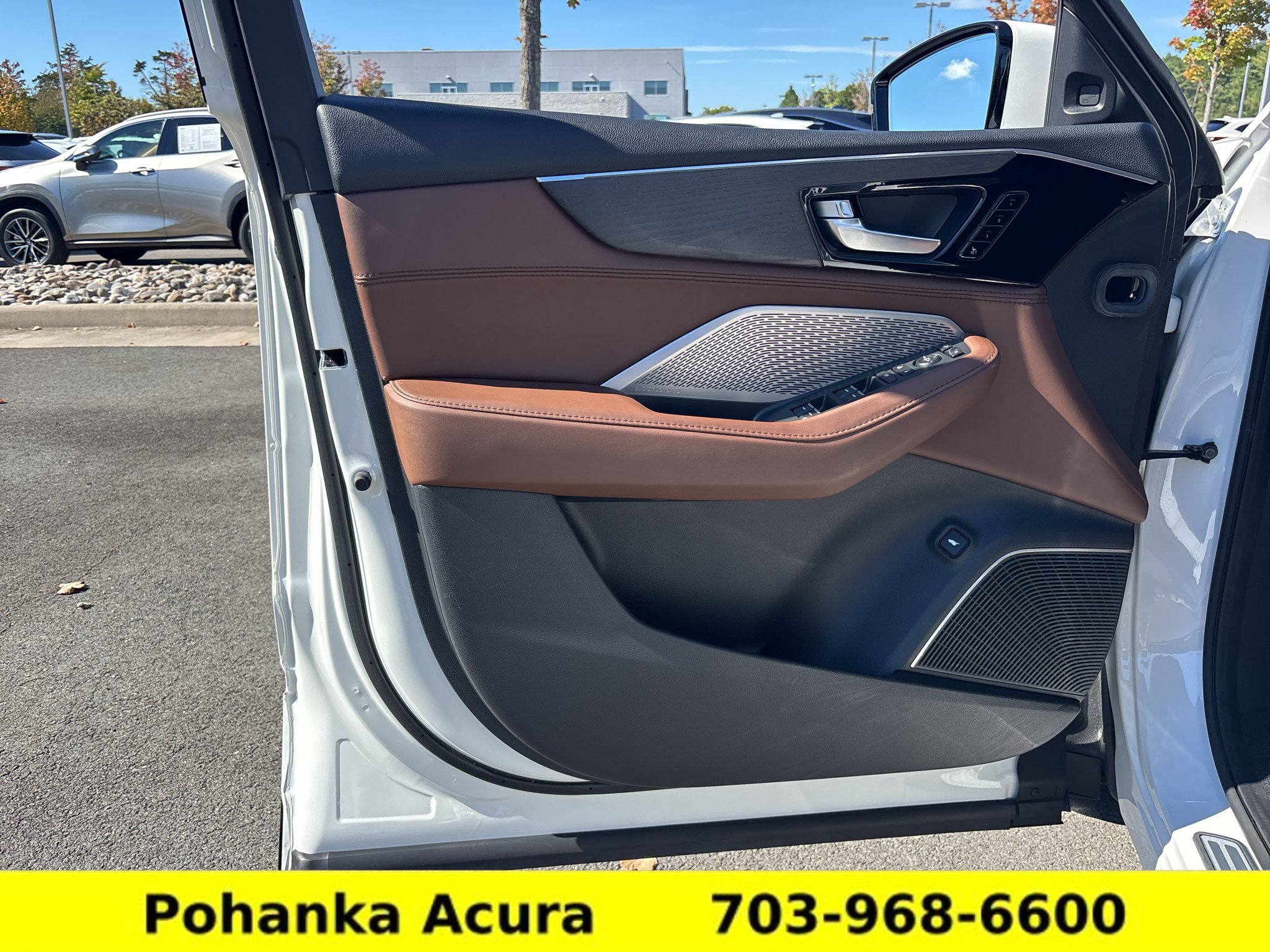 Used 2023 Acura MDX w/ Advance Package AWD/4WD image 20