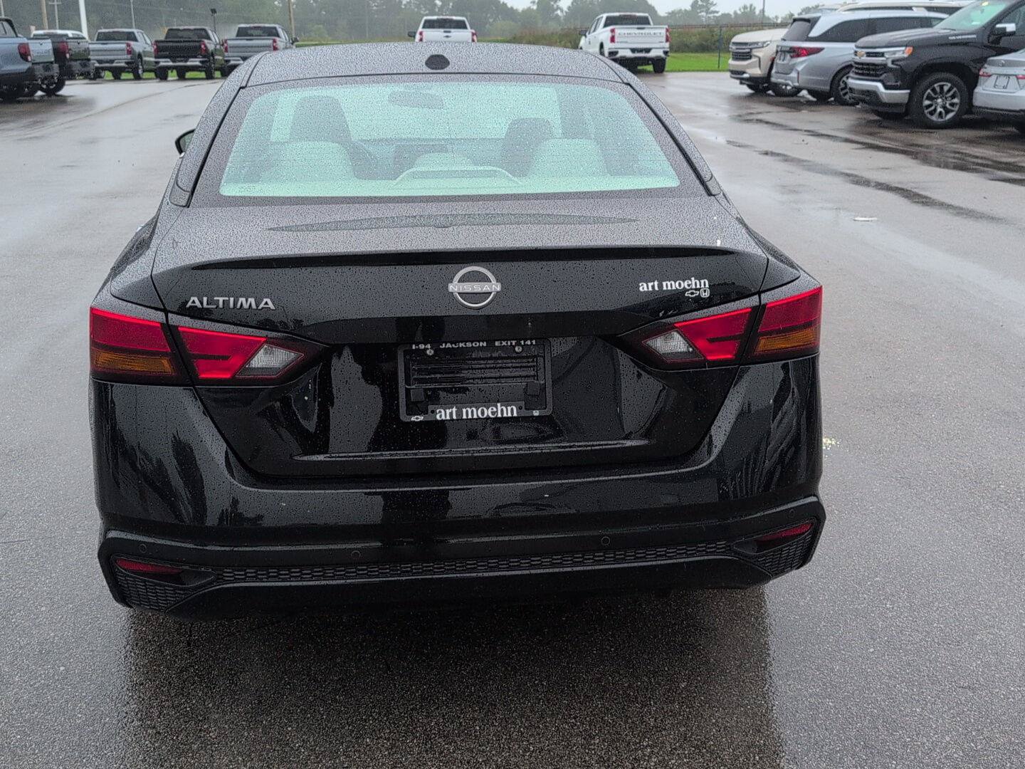 Used 2025 Nissan Altima 2.5 SV FWD image 4