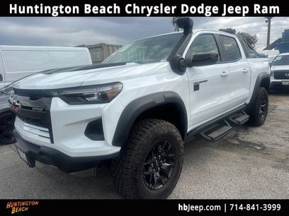 Used 2025 Chevrolet Colorado ZR2 w/ Midnight Edition