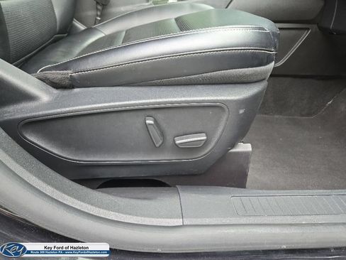 Used 2024 Ford Escape Platinum AWD/4WD image 18