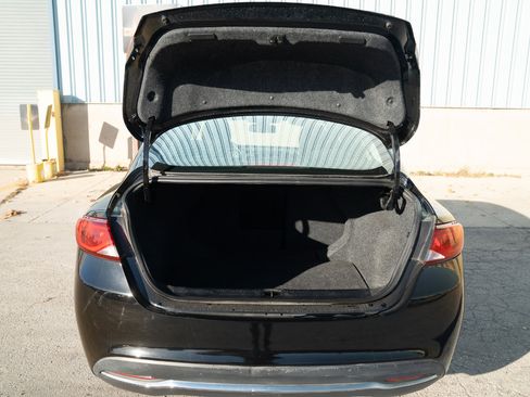 Used 2015 Chrysler 200 Limited w/ Convenience Group image 16