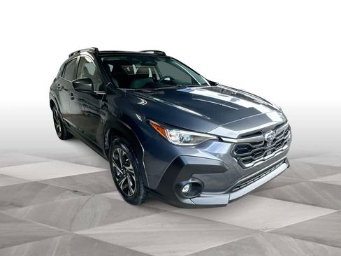 Used 2024 Subaru Crosstrek 2.0i Premium AWD/4WD image 2