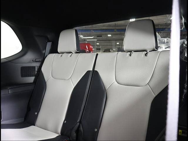 Certified 2026 Lexus TX 350 AWD w/ Technology Package image 11