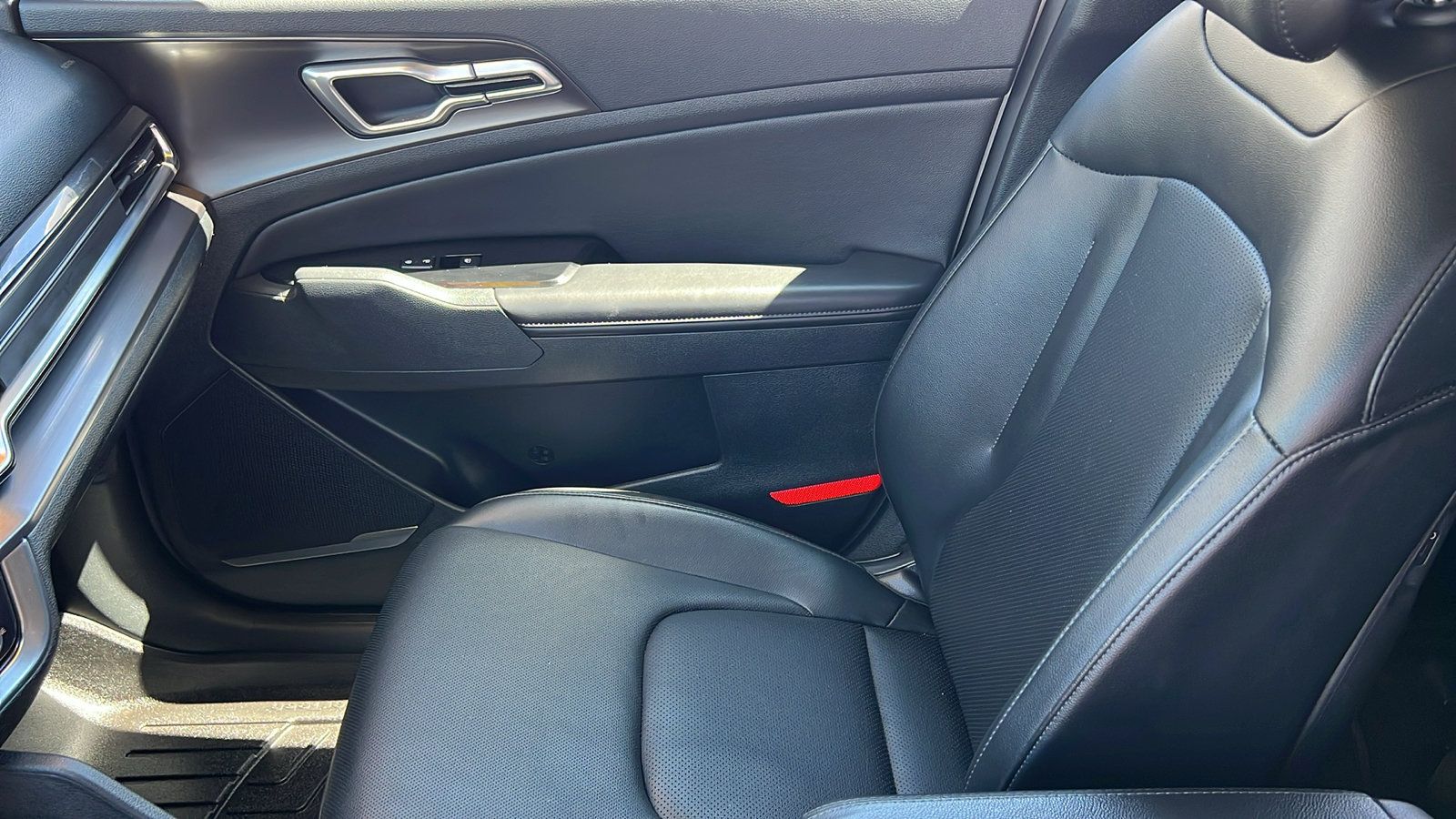 Used 2024 Kia Sportage EX AWD/4WD image 18