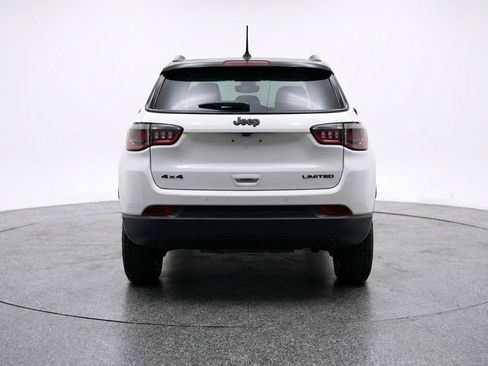 Used 2025 Jeep Compass Trailhawk image 7