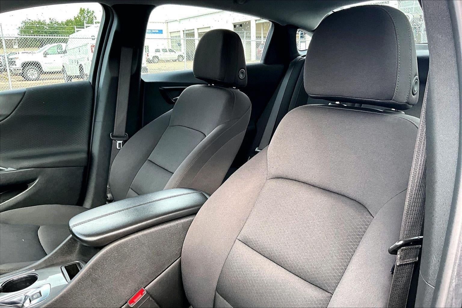 Used 2024 Chevrolet Malibu LT FWD image 23