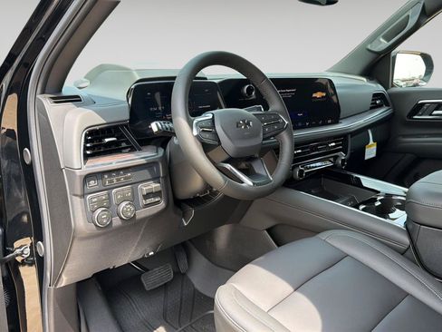 New 2026 Chevrolet Tahoe Z71 w/ Z71 Off-Road Package AWD/4WD image 17