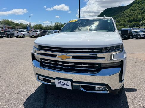 Used 2022 Chevrolet Silverado 1500 LTZ AWD/4WD image 2