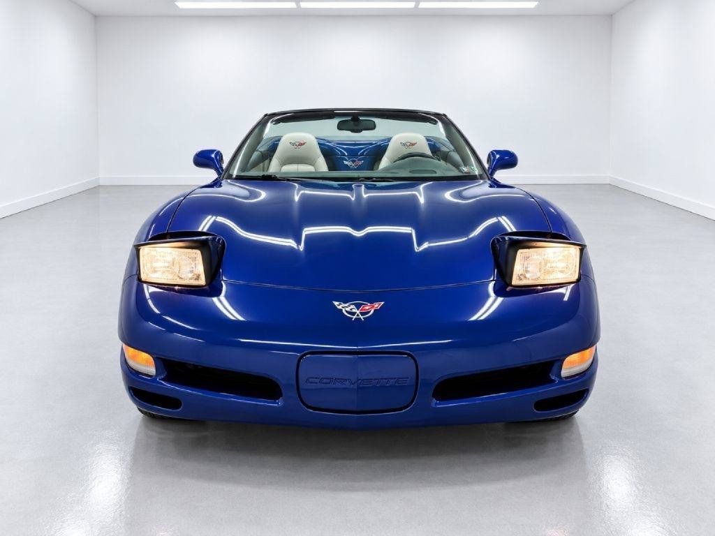 Used 2004 Chevrolet Corvette Convertible w/ Preferred Equipment Group RWD image 8