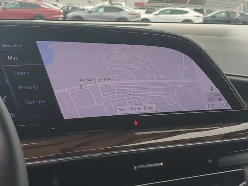 Certified 2023 Cadillac Escalade Premium Luxury Platinum AWD/4WD image 13