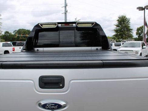 Used 2015 Ford F250 Lariat w/ Lariat Ultimate Package image 12