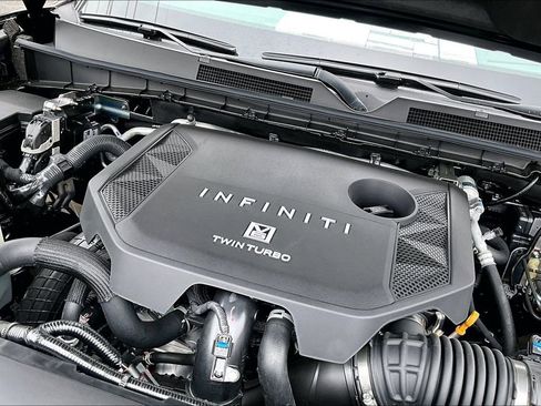 New 2026 INFINITI QX80 Luxe RWD image 38