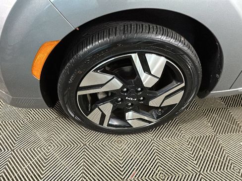 Used 2023 Kia Soul GT-Line FWD image 10