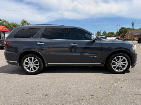 Used 2018 Dodge Durango Citadel w/ Technology Group AWD/4WD image 10