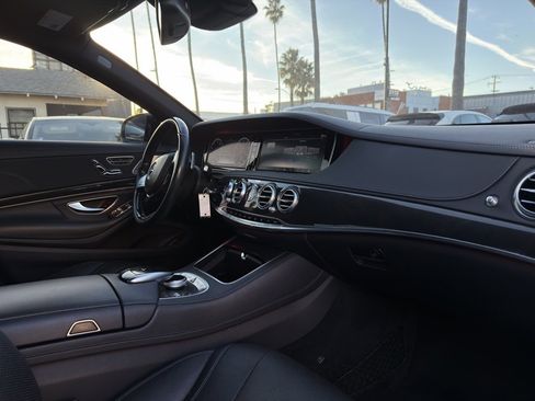 Used 2016 Mercedes-Benz S 550 Sedan image 38