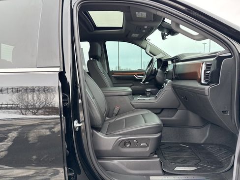 Used 2023 GMC Sierra 1500 Denali w/ Denali Reserve Package image 10