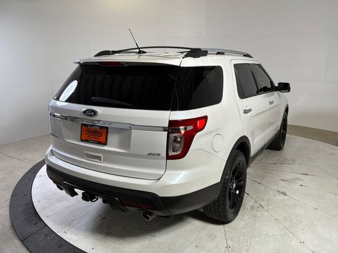 Used 2014 Ford Explorer Limited w/ Equipment Group 302A AWD/4WD image 8