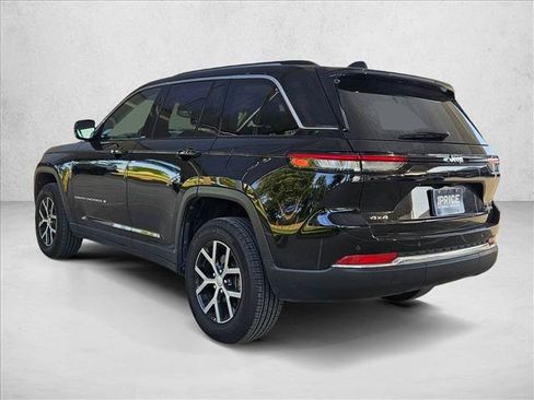 Used 2023 Jeep Grand Cherokee Limited AWD/4WD image 7