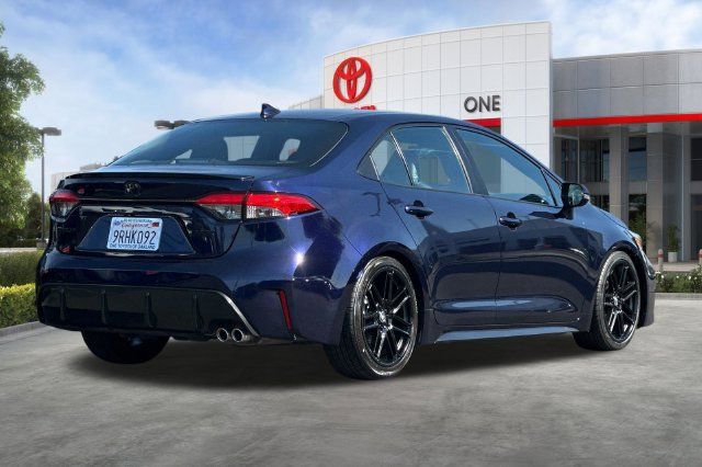 Used 2023 Toyota Corolla XSE FWD image 4