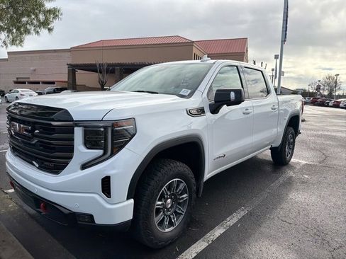 Used 2025 GMC Sierra 1500 AT4 image 18