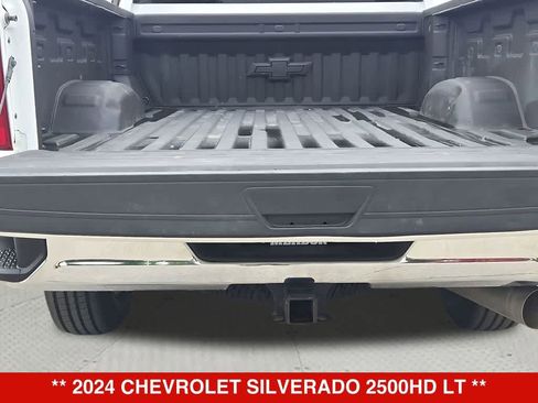 Used 2024 Chevrolet Silverado 2500 LT AWD/4WD image 34