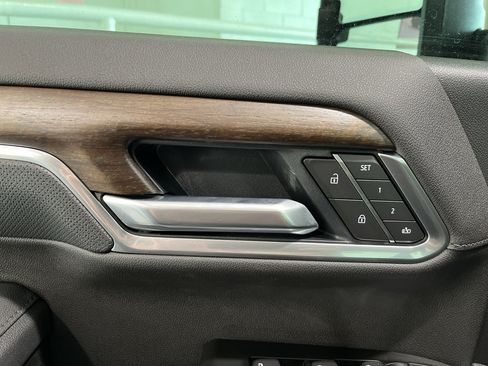 New 2026 Chevrolet Silverado 2500 High Country w/ High Country Premium Package AWD/4WD image 27