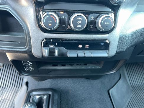 Used 2022 RAM 2500 Tradesman AWD/4WD image 20