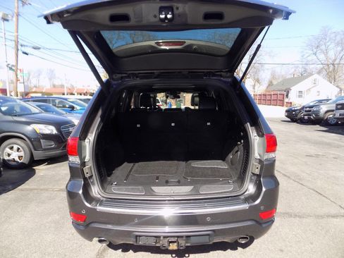 Used 2016 Jeep Grand Cherokee Overland image 6