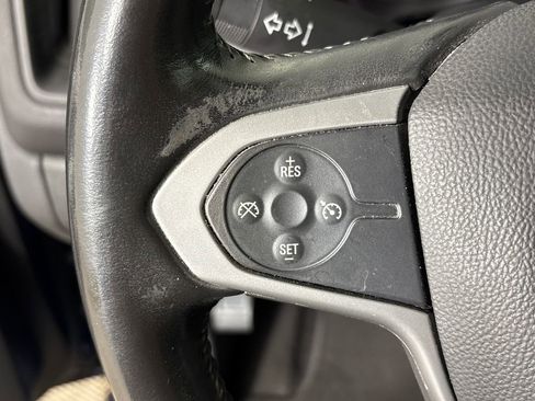 Used 2020 Chevrolet Colorado LT w/ Colorado RST Special Edition image 18