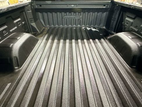 Used 2023 GMC Sierra 1500 AT4 image 25